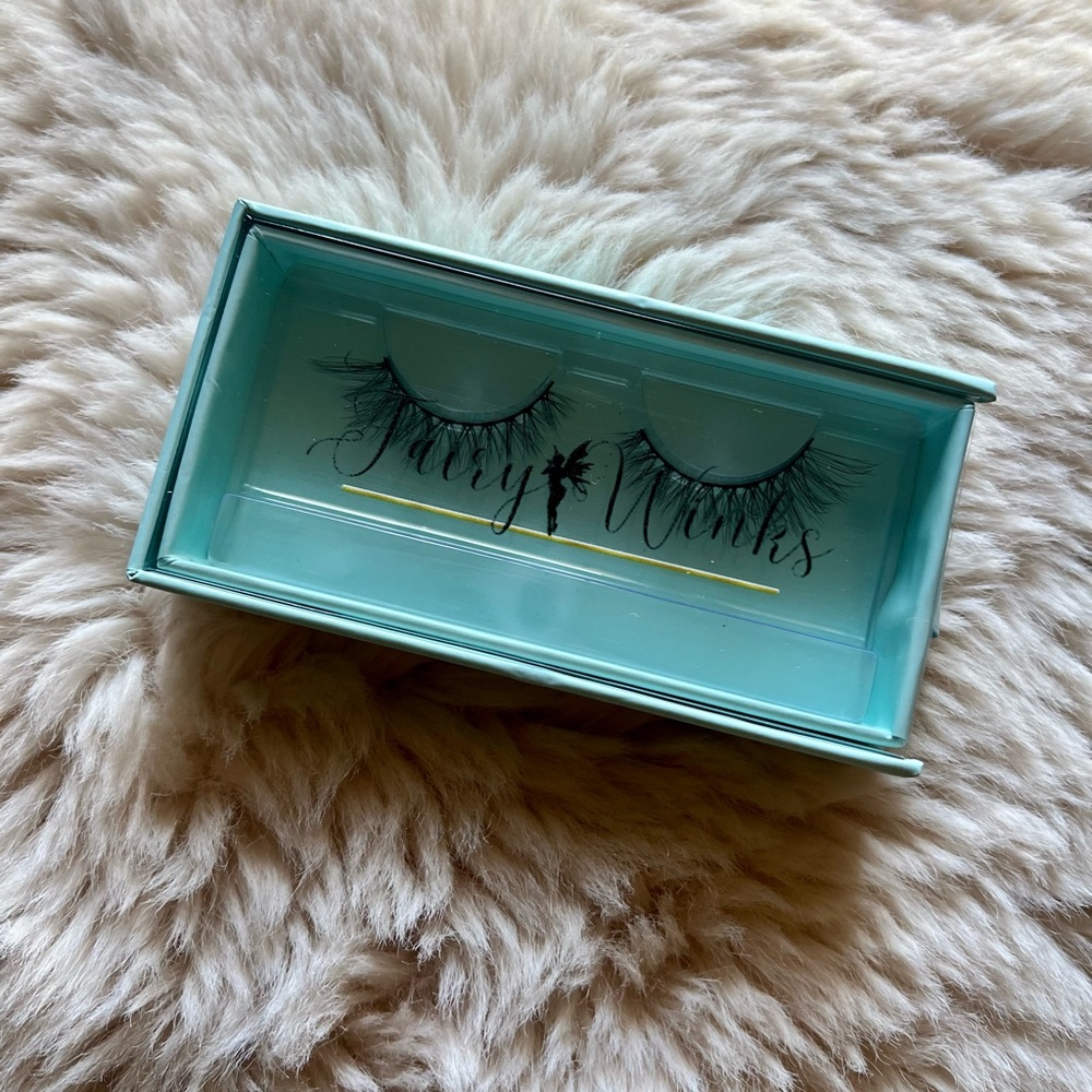 FairyWinks eyelashes